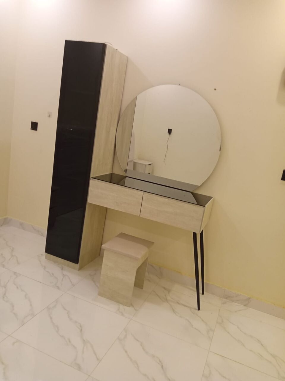 Jeddah, Furniture, SAR 5,  Luxurious Bedroom Furniture Sets Available At Reasonable Price