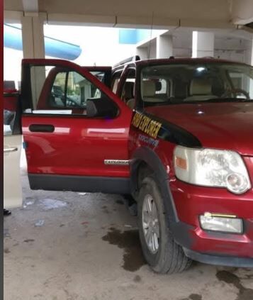 Jeddah, Vehicles, Cars & Trucks , SAR 7000,  FORD EXPLORER,  2006,  Automatic,  300000 KM,  URGENT SALE 7000SAR  @  SEVEN SEATER