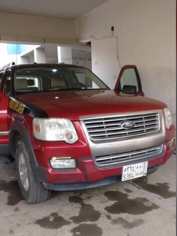 Jeddah, Vehicles, Cars & Trucks , SAR 7000,  FORD EXPLORER,  2006,  Automatic,  300000 KM,  URGENT SALE 7000SAR  @  SEVEN SEATER