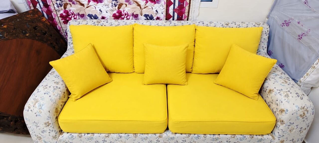 Khobar, Furniture, SAR 350,  Urgent Sale 6 Seater Sofa Set