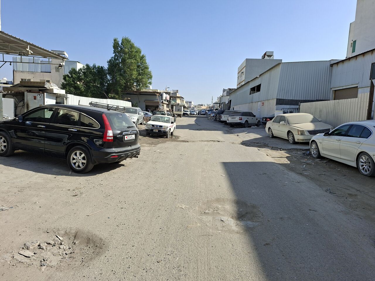 Hamala, Industrial Machinery, BHD 200,  Rent Fabraction Workshop Or Car Garage: Contact On Whats App: 35317080