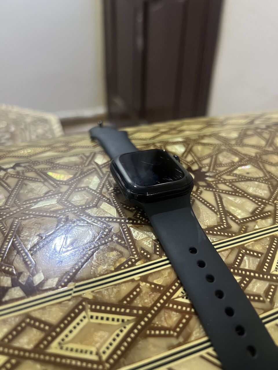 Jeddah, Watches, SAR 1000,  Apple Watch Model