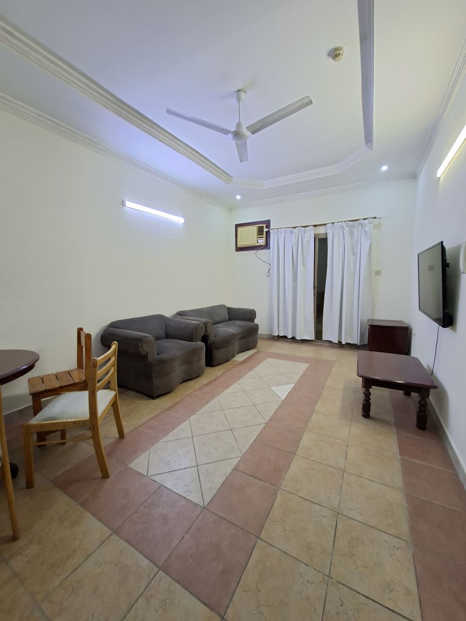 Hoora, Apartments, Flats, Houses & Villas, BHD 200/month,  Furnished,  1 BR,  Fully Furnished Family 1 BHK With Ewa In Hoora,Parking,Balcony, Clean Flat @ 35547951