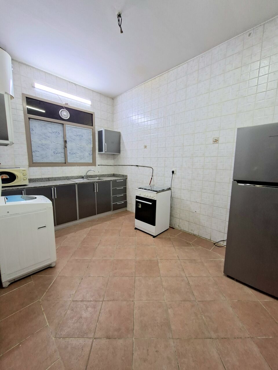 Hoora, Apartments, Flats, Houses & Villas, BHD 200/month,  Furnished,  1 BR,  Fully Furnished Family 1 BHK With Ewa In Hoora,Parking,Balcony, Clean Flat @ 35547951