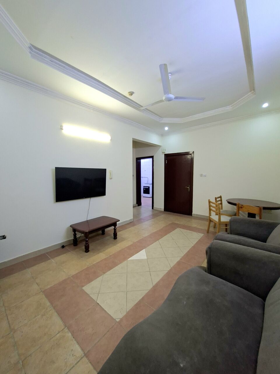 Hoora, Apartments, Flats, Houses & Villas, BHD 200/month,  Furnished,  1 BR,  Fully Furnished Family 1 BHK With Ewa In Hoora,Parking,Balcony, Clean Flat @ 35547951