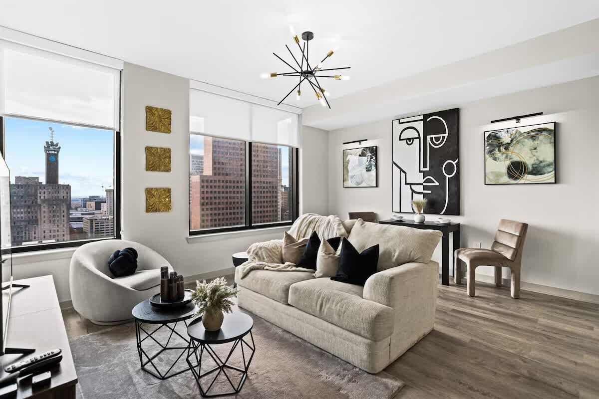 New York, Business, Flexible 1 Bedroom With Den Apartments Near Me For Stays