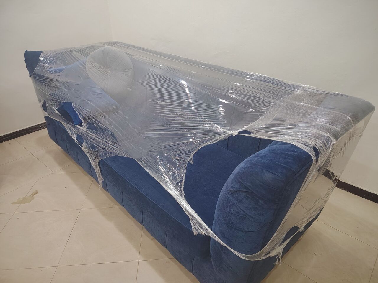 Hofuf, Furniture, SAR 250,  SOFA WITH PILLOW GOOD CONDITION