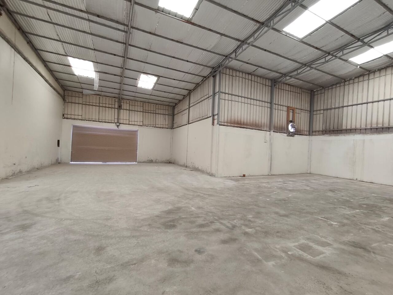 Hamala, Warehouses, BHD 600,  300 Sq. Meter,  Hamala:- Warehouse/Workshop On Rent,300 Sq Mtrs..