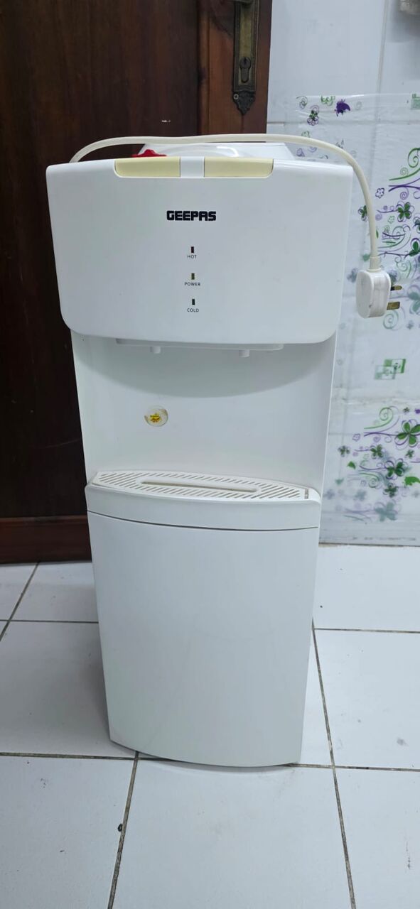 Jubail Industrial City, Household Items, SAR 200,  Geepas Water Dispenser