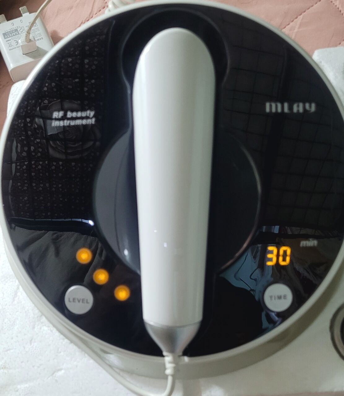 Riyadh, Appliances, SAR 600,  I Want To Sell 600 SAR MLAY RF Radio Frequency Massager Beauty Machine