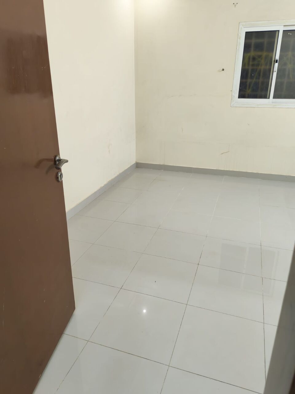 Riyadh, Rooms for Rent, SAR 1200/month,  🏠 1 ROOM AVAILABLE IN 3BHK FLAT