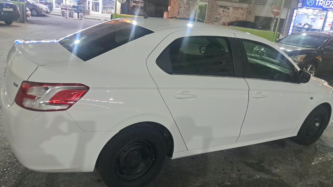 Gudaibiya, Vehicles, Cars & Trucks , BHD 1150,  PEUGEOT,  2016,  Automatic,  220736 KM,    Car For Sale