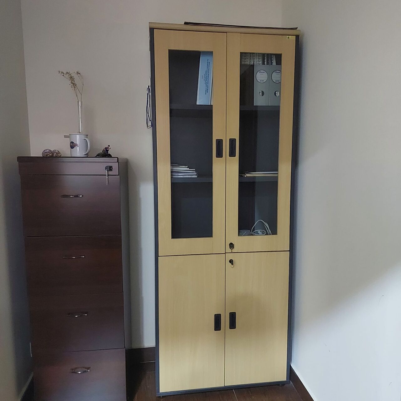 Manama, Furniture, Used Office Furnitures For Sale Starting From 10bd