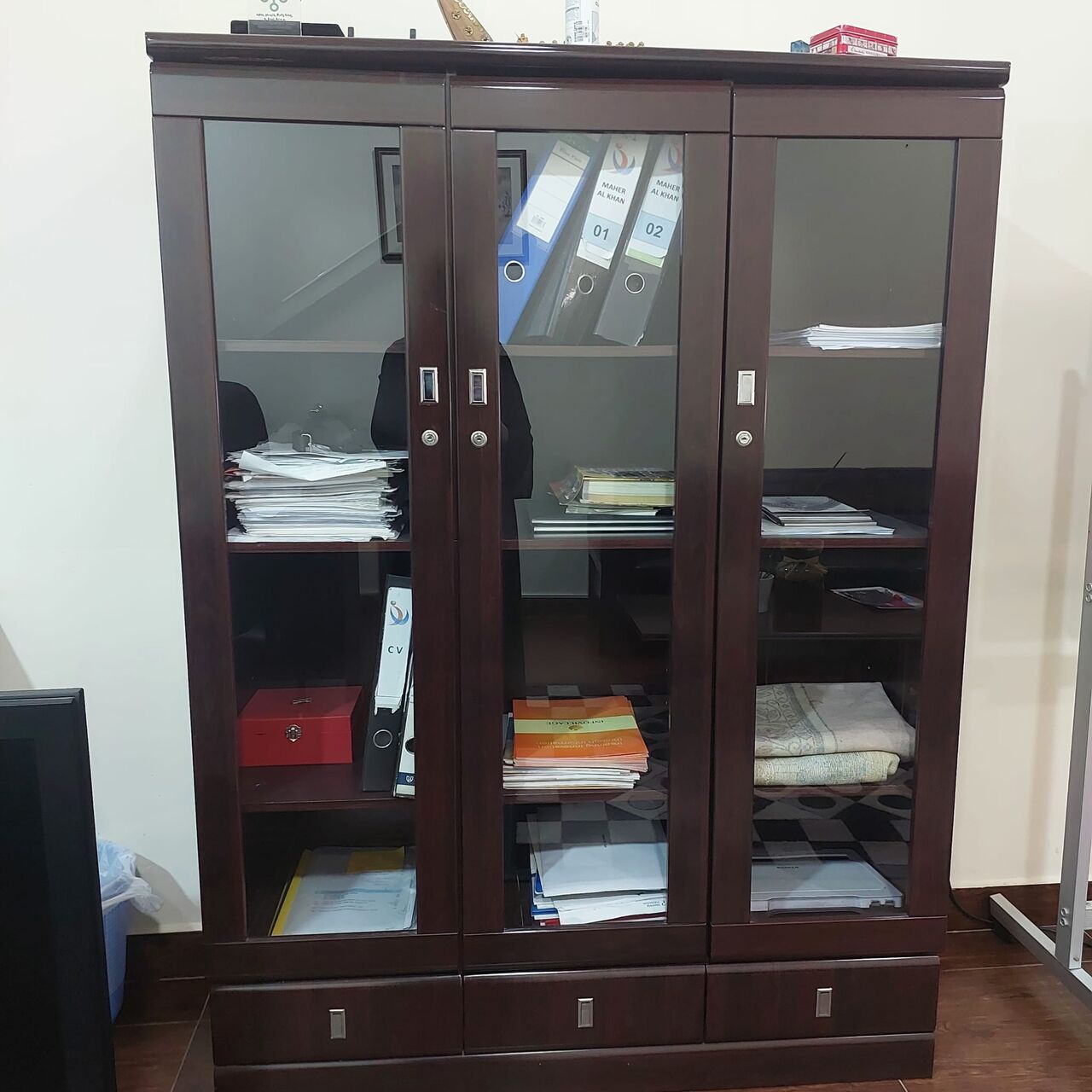 Manama, Furniture, Used Office Furnitures For Sale Starting From 10bd