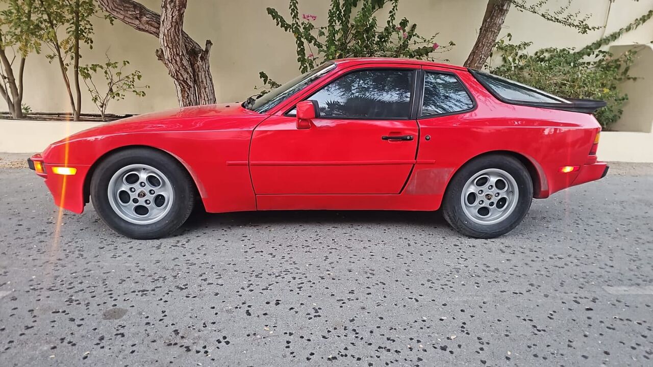 Saar, Vehicles, Cars & Trucks , BHD 5300,  Porsche 944,  1986,  Automatic,  325000 KM,