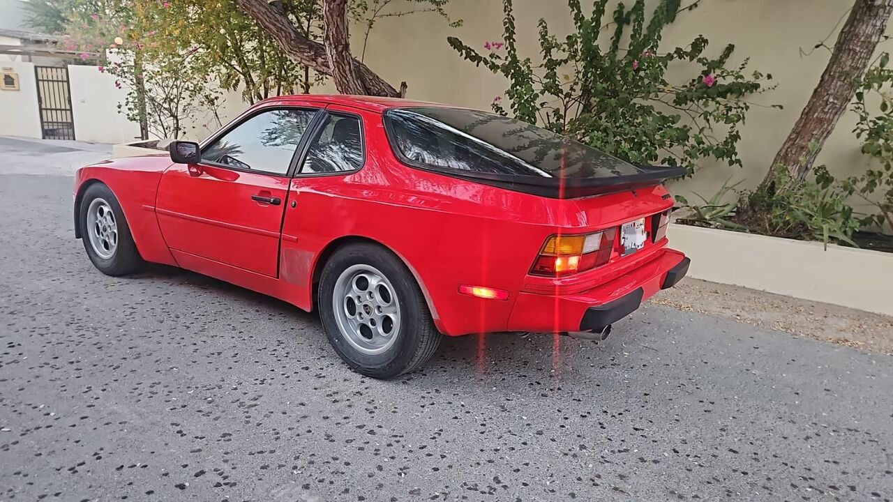 Saar, Vehicles, Cars & Trucks , BHD 5300,  Porsche 944,  1986,  Automatic,  325000 KM,