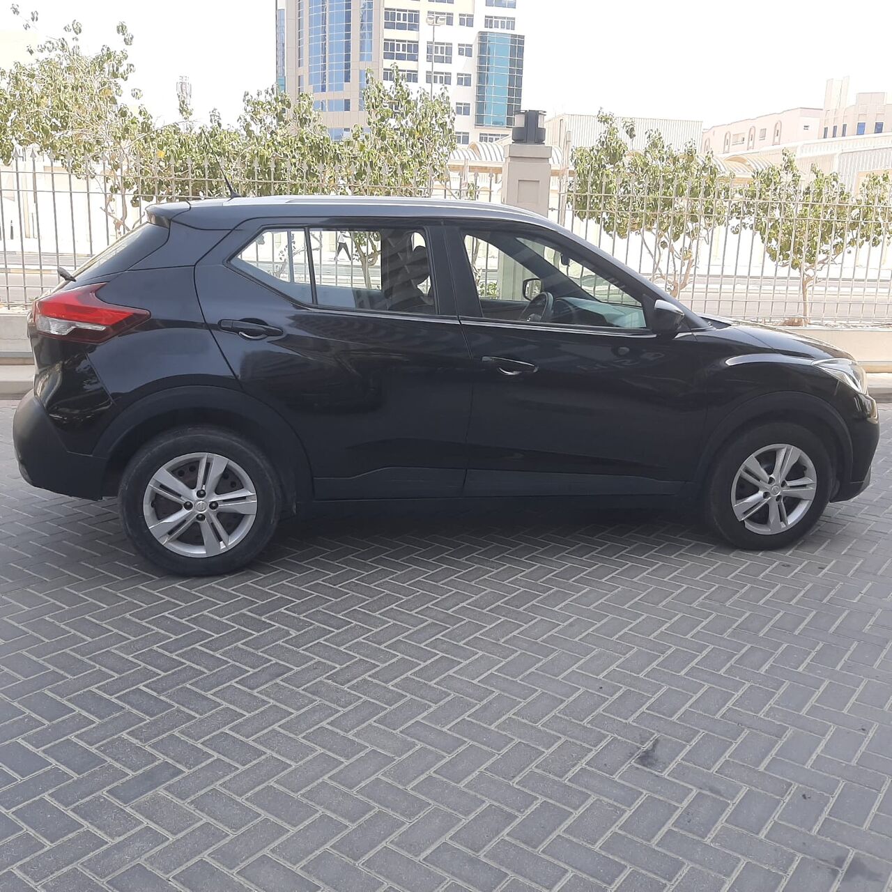 Manama, Vehicles, Cars & Trucks , BHD 3950,  Nissan Kicks 2020,  2020,  Automatic,  70000 KM,  URGENT SALE |  | 70,000 Km | BD 3,950