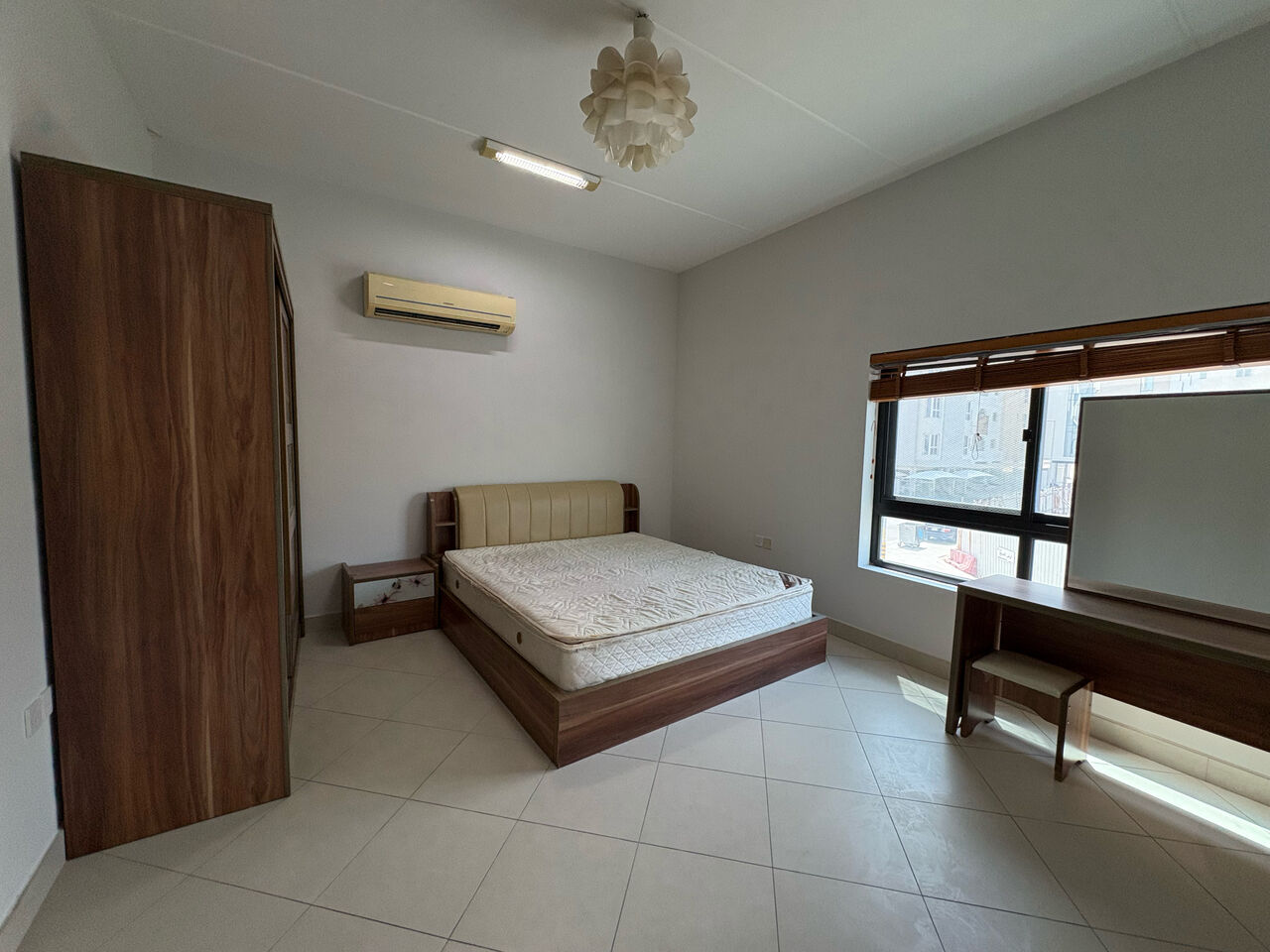 Janabiya, Apartments, Flats, Houses & Villas, BHD 300/month,  2 BR,  Flat For Rent Janabiya