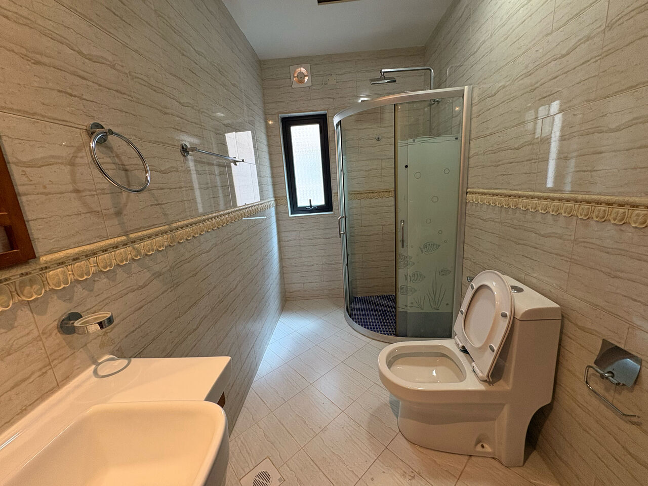Janabiya, Apartments, Flats, Houses & Villas, BHD 300/month,  2 BR,  Flat For Rent Janabiya