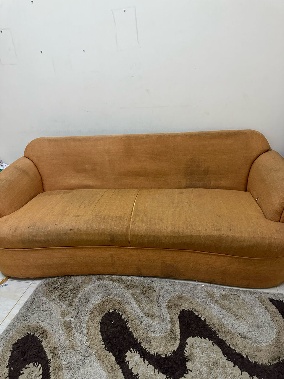 Riyadh, Furniture, SAR 600,  Selling Sofa Set And Sofa Chair