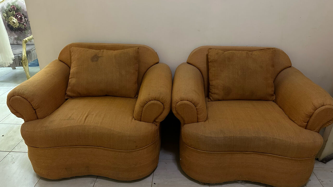 Riyadh, Furniture, SAR 600,  Selling Sofa Set And Sofa Chair