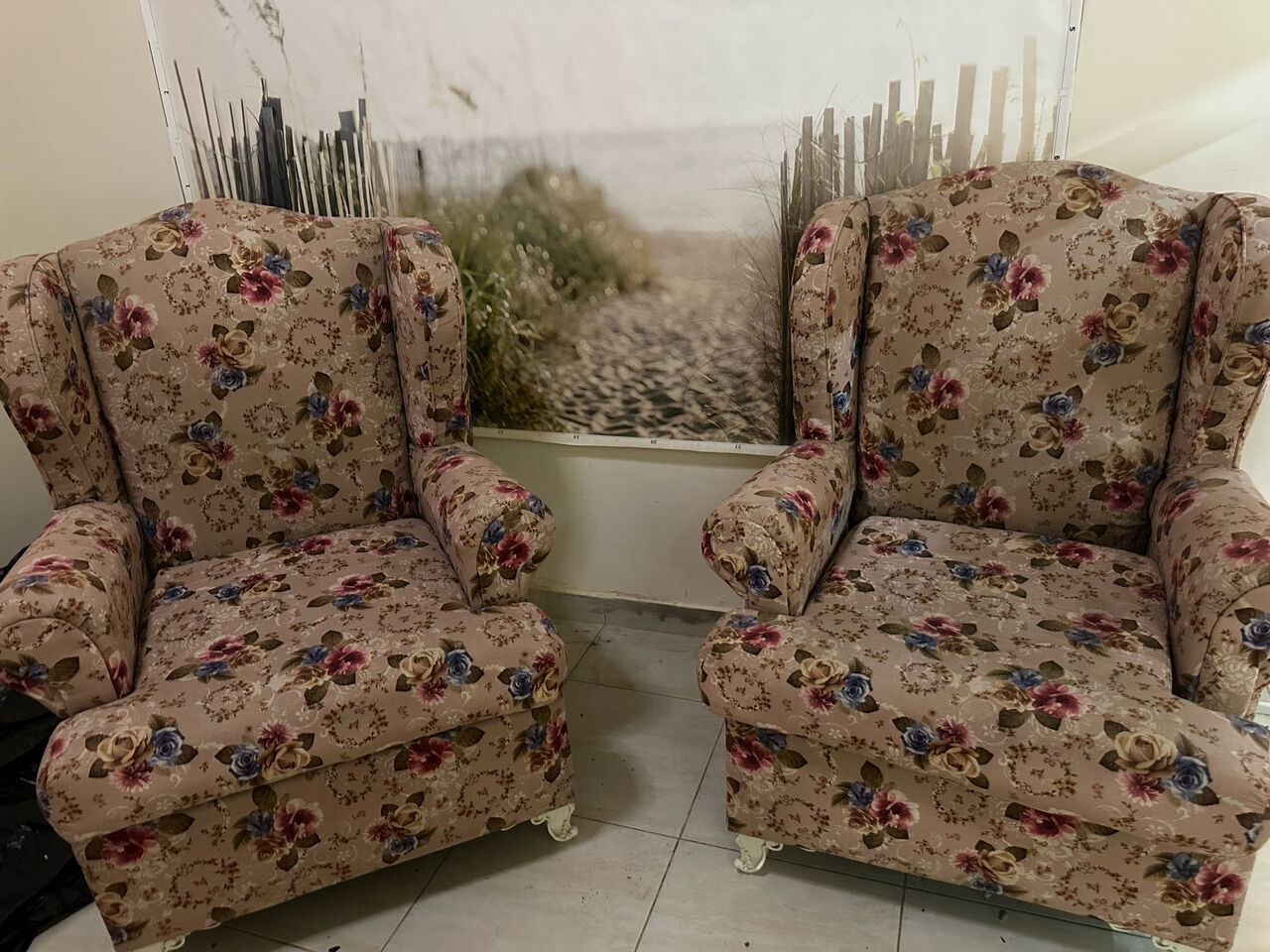 Riyadh, Furniture, SAR 600,  Selling Sofa Set And Sofa Chair