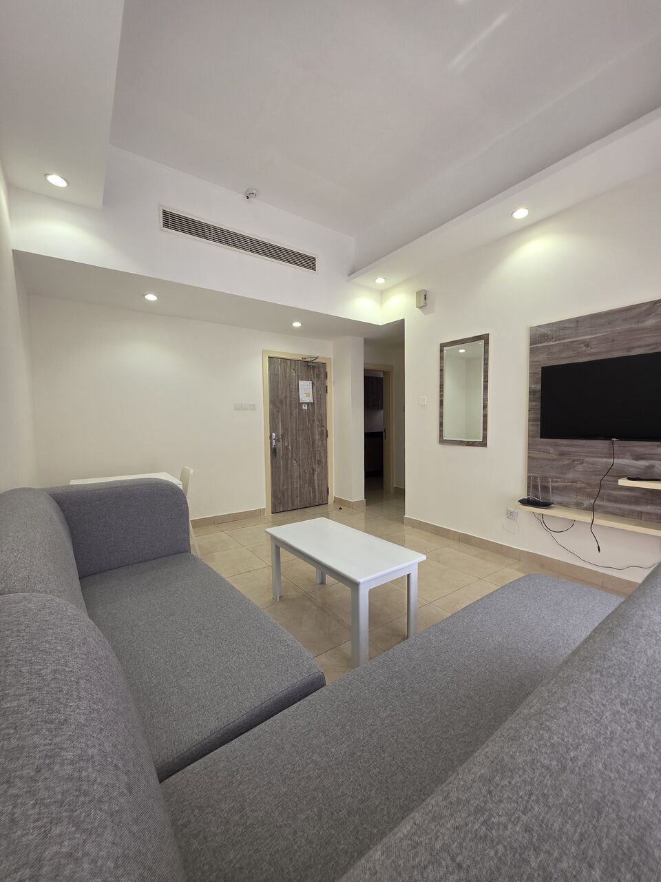 Hoora, Apartments, Flats, Houses & Villas, BHD 200/month,  #1BATHROOM Hall Kitchen With Electricity  Fully Furnished  Car Parking