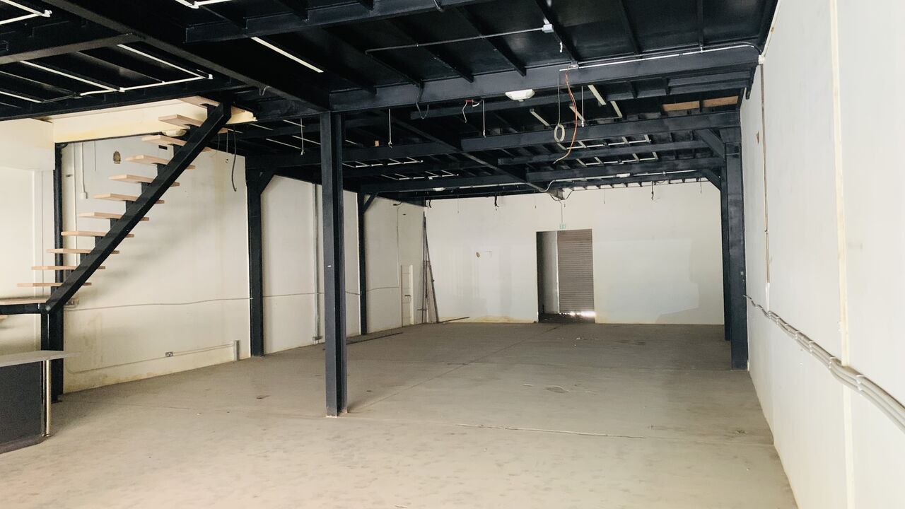 Salmabad, Shops, BHD 1500,  700 Sq. Meter,  Salmabad Area Showroom And Workshop Available For Rent