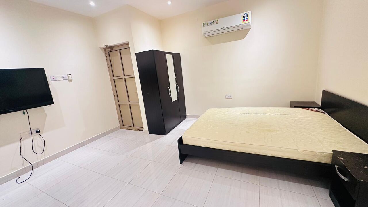Zinj, Apartments, Flats, Houses & Villas, BHD 150/month,  Furnished,  Studio,  Studio Flat For Rent In Zinj With EWA , Unlimited Near Bu Gazal Garden