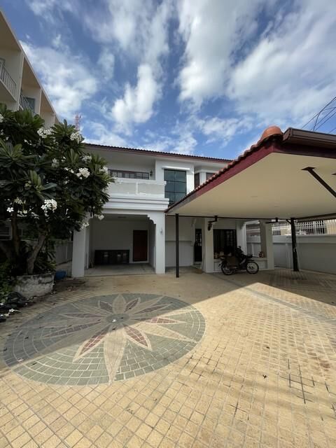 Bangkok, Villas, THB 79000,  100 Sq. Feet,  ให้เช่าบ้านเดี่ยว 2 ชั้น 100 ตร.ว. ย่านราช