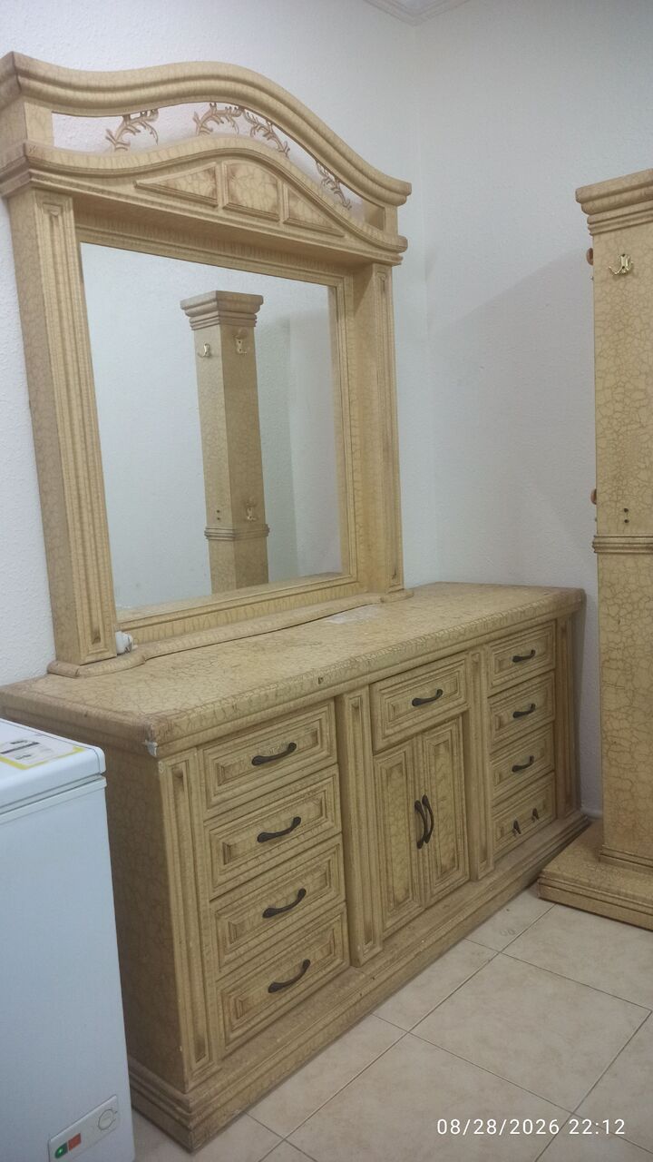 Dammam, Furniture, SAR 300,  Wardobe & Dressing Table