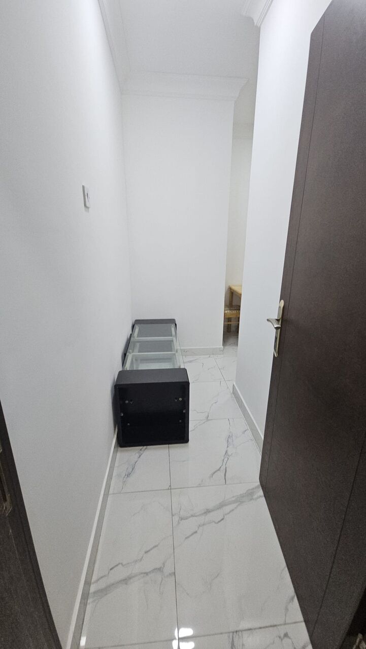 Zinj, Apartments, Flats, Houses & Villas, BHD 200/month,  Furnished,  Studio,  Fully Furnished Studio Flat For Rent With Ewa