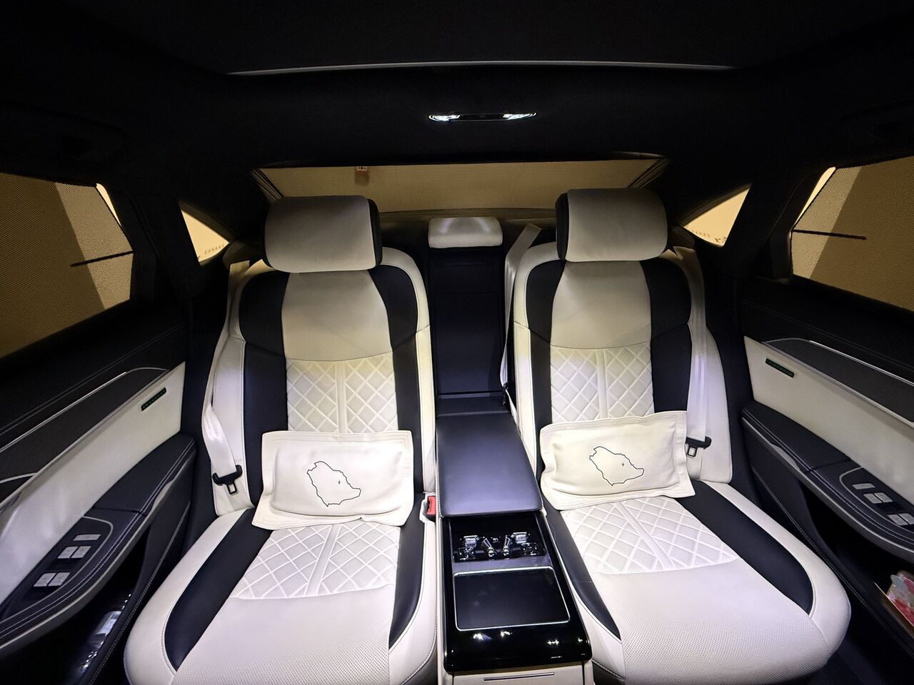 Riyadh, Vehicles, Cars & Trucks , SAR 295000,  Audi A8,  2023,  Automatic,  38142 KM,