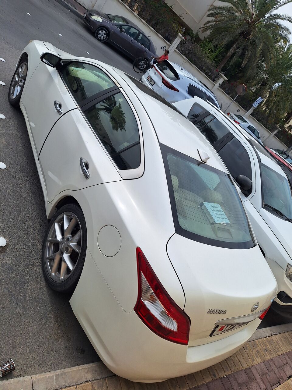Gudaibiya, Vehicles, Cars & Trucks , BHD 1000,  Nissan Maxima,  2011,  Automatic,  280 KM,   Full Option For Sale