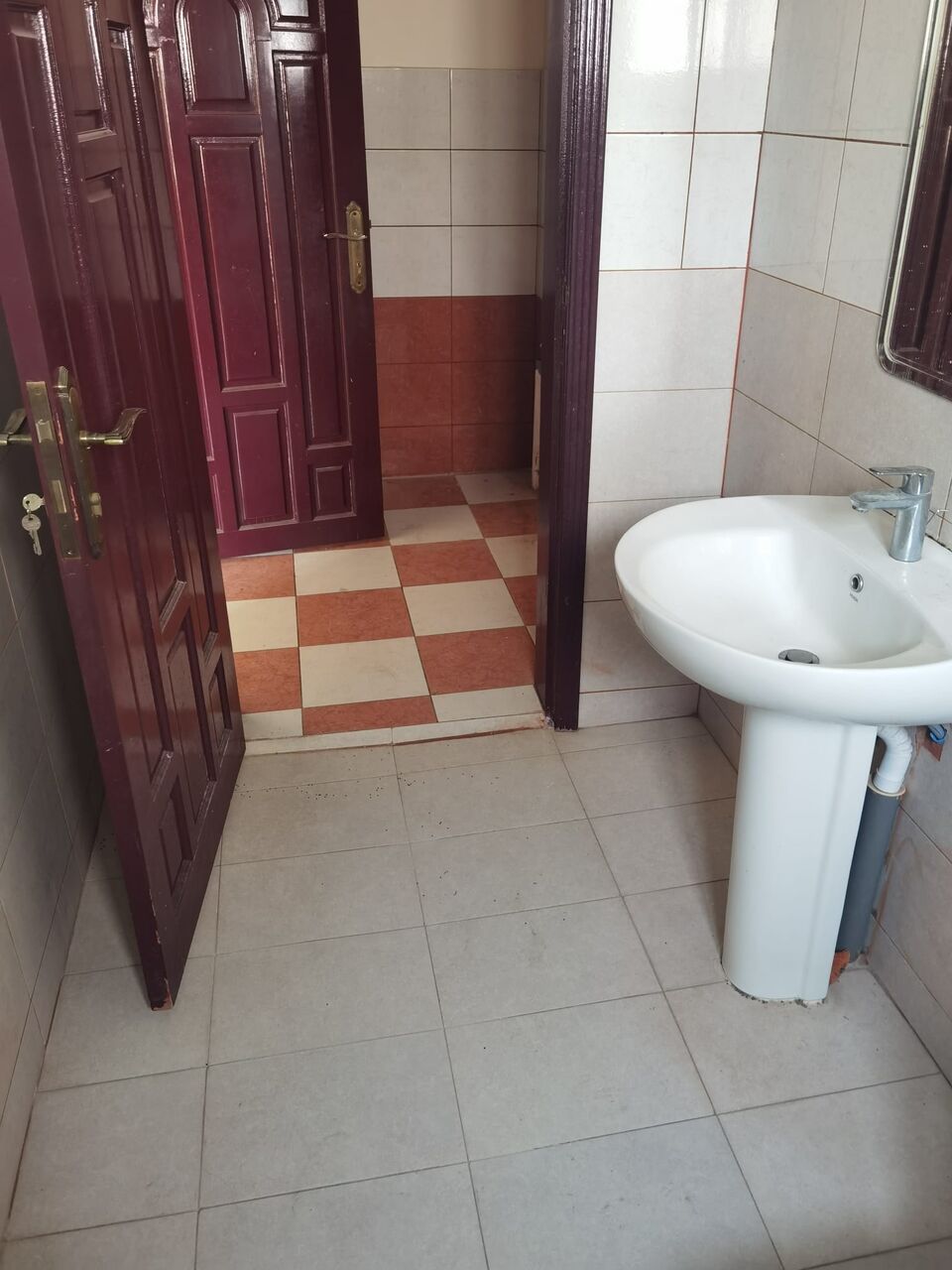 Hidd, Apartments, Flats, Houses & Villas, BHD 170/month,  2 BR,  110 Sq. Meter,  For Rent Modern Flat And Big In Hidd 2 Big Bedroom , 2 Bathr , Hall , Kitchen