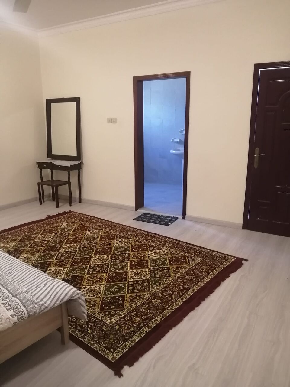 Hidd, Apartments, Flats, Houses & Villas, BHD 125/month,  1 BR,  30 Sq. Meter,  Studio For Rent In Al Hidd Near Dar Al Shiffa M C , 1 Br , Bathr , Kitchen, Ff, 125 Bd