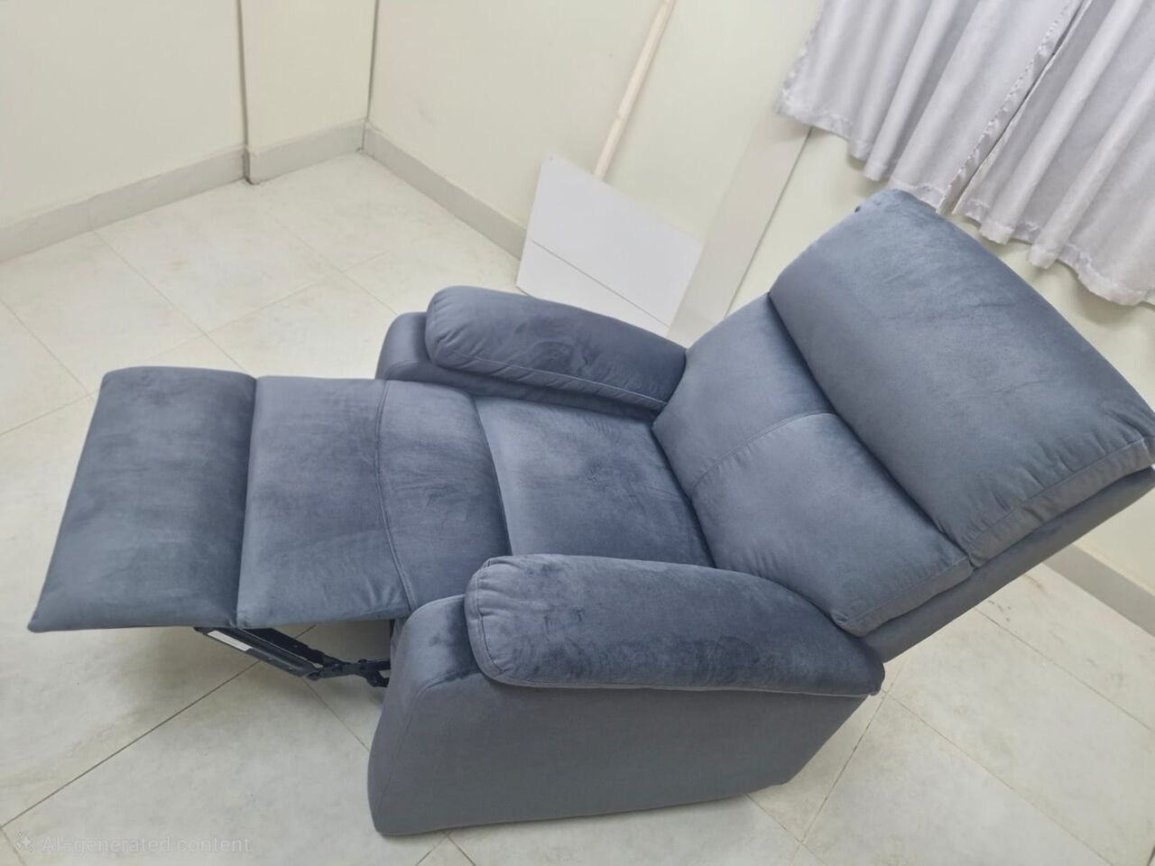 Riyadh, Furniture, SAR 550,  Premium Single-Seater Recliner &ndash; New (Barely Used), Excellent Condition