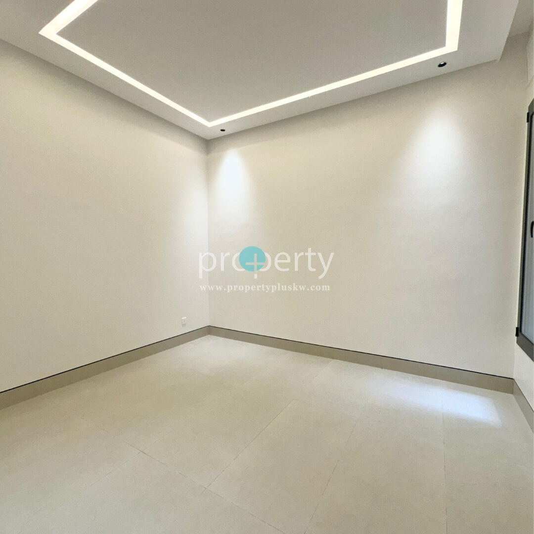 Salmiya, Apartments, Flats, Houses & Villas, KWD 525/month,  3 BR,  Modern 3-Bedroom Basement Apartment For Rent In Salmiya