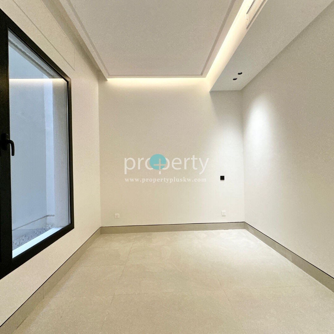 Salmiya, Apartments, Flats, Houses & Villas, KWD 525/month,  3 BR,  Modern 3-Bedroom Basement Apartment For Rent In Salmiya