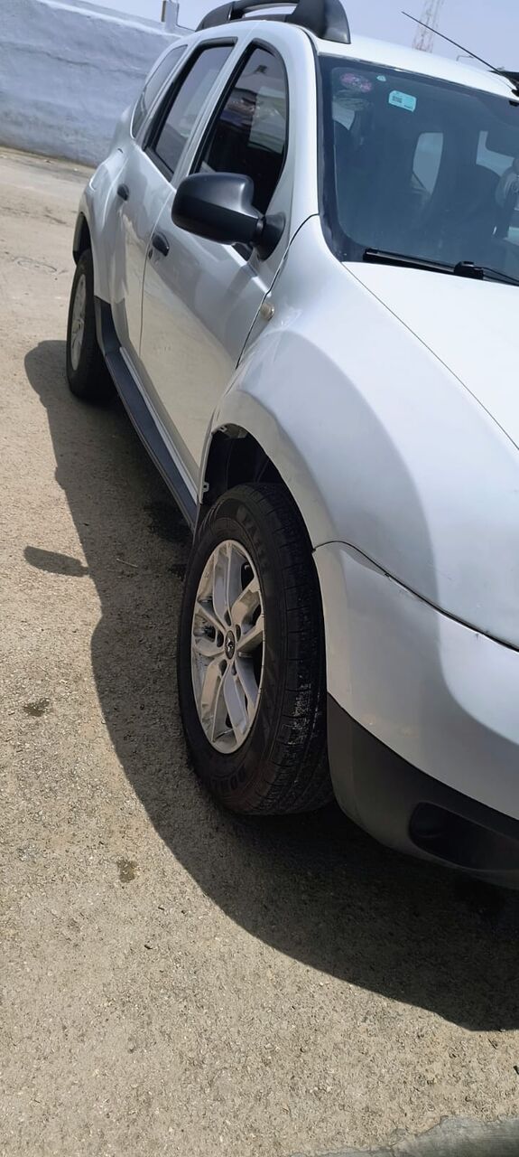 Riyadh, Vehicles, Cars & Trucks , SAR 12000,  Renault Duster,  2014,  Automatic,  235 KM,   Top Condition