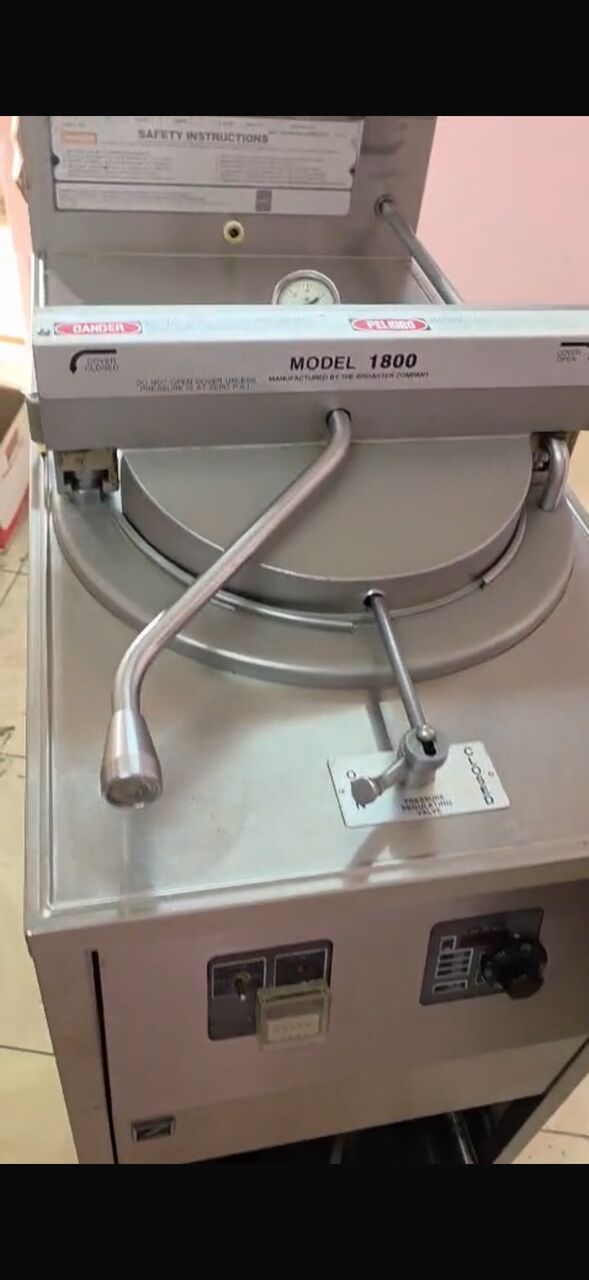 Dammam, Food, SAR 9000,  Broasted Fried Chiken Machine, Shawarma Machine, Toaster For Sle