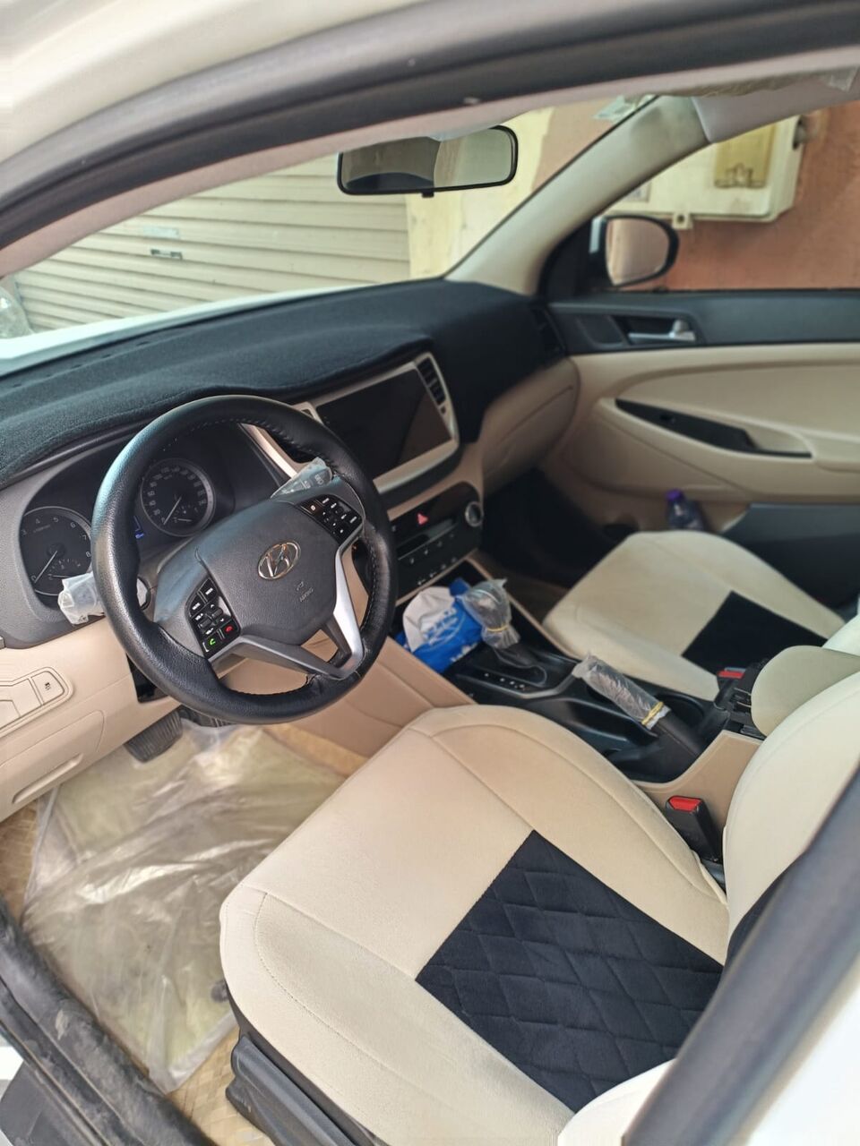 Jubail, Vehicles, Cars & Trucks , SAR 34000,  Hyundai Tucson,  2017,  Automatic,  490000 KM,