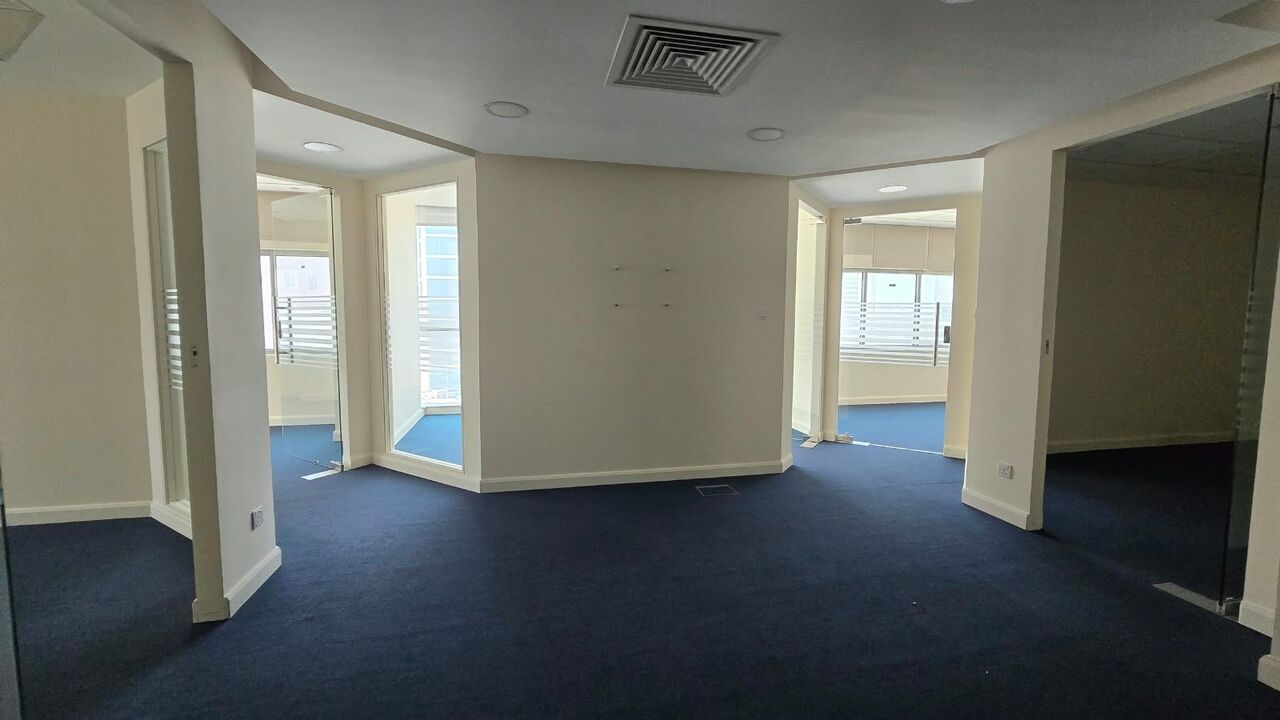 Manama, Offices, BHD 950,  200 Sq. Meter,  Commercial Office Space For Rent In Seef