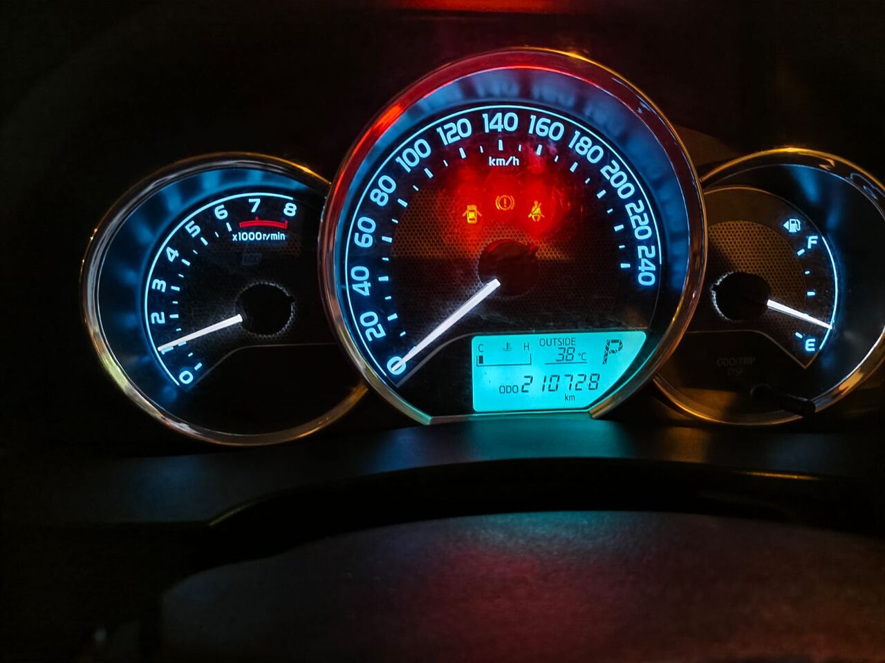 Hara, Vehicles, Cars & Trucks , SAR 35000,  Toyota Corolla,  2016,  Automatic,  210700 KM,   For Sale