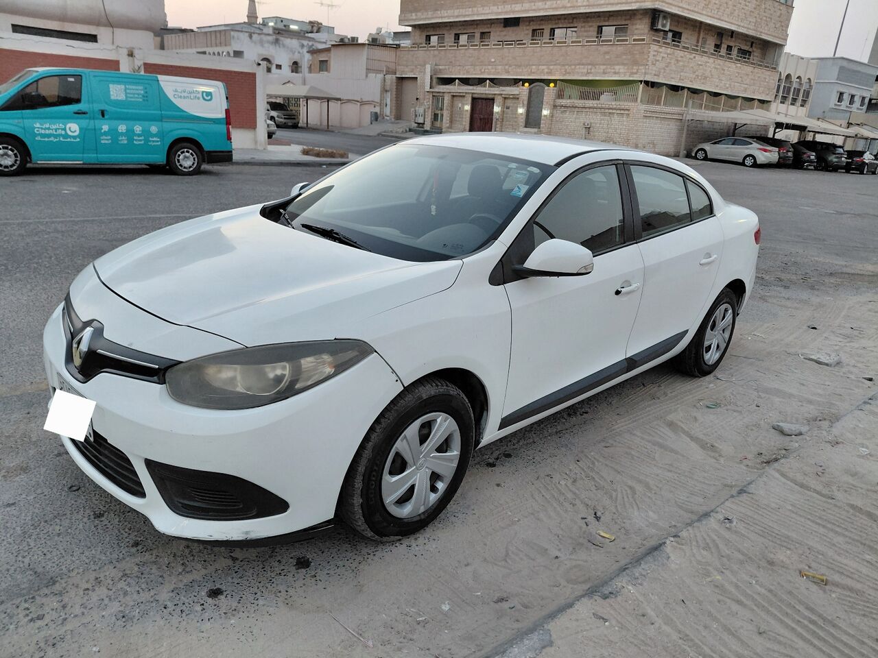 Dammam, Vehicles, Cars & Trucks , SAR 11000,  Renault Fluence,  2015,  Automatic,  192000 KM,