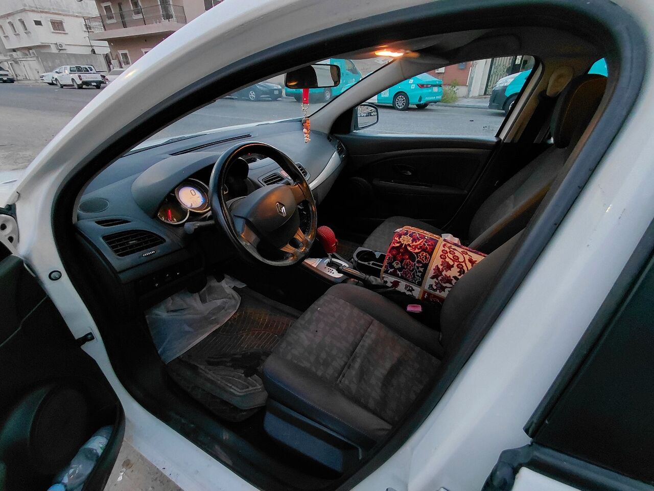 Dammam, Vehicles, Cars & Trucks , SAR 11000,  Renault Fluence,  2015,  Automatic,  192000 KM,