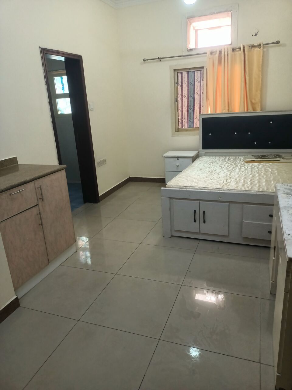 Gudaibiya, Apartments, Flats, Houses & Villas, BHD 130/month,  1 BR,  Furnished 1 Bedroom For Rent In Gudaibiya With Electricity