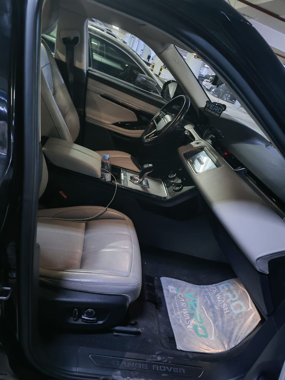 Riyadh, Vehicles, Cars & Trucks , SAR 120000,  Range Rover Evoque,  2021,  Automatic,  124250 KM,