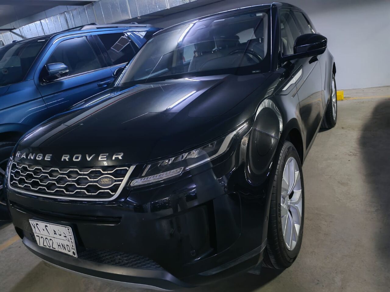 Riyadh, Vehicles, Cars & Trucks , SAR 120000,  Range Rover Evoque,  2021,  Automatic,  124250 KM,