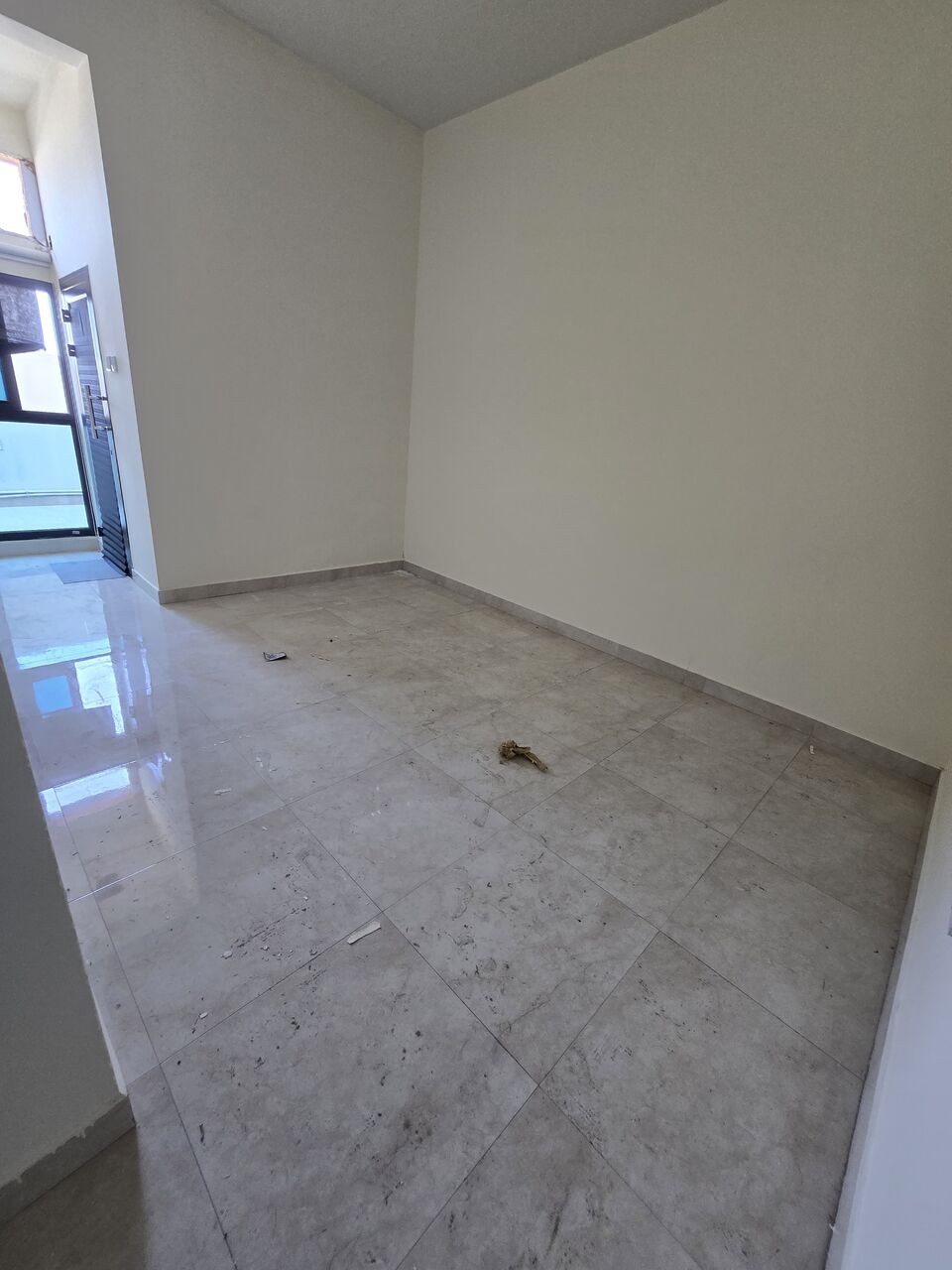 Hidd, Apartments, Flats, Houses & Villas, BHD 220,  3 BR,  Amazing Flat For Rent In Hidd